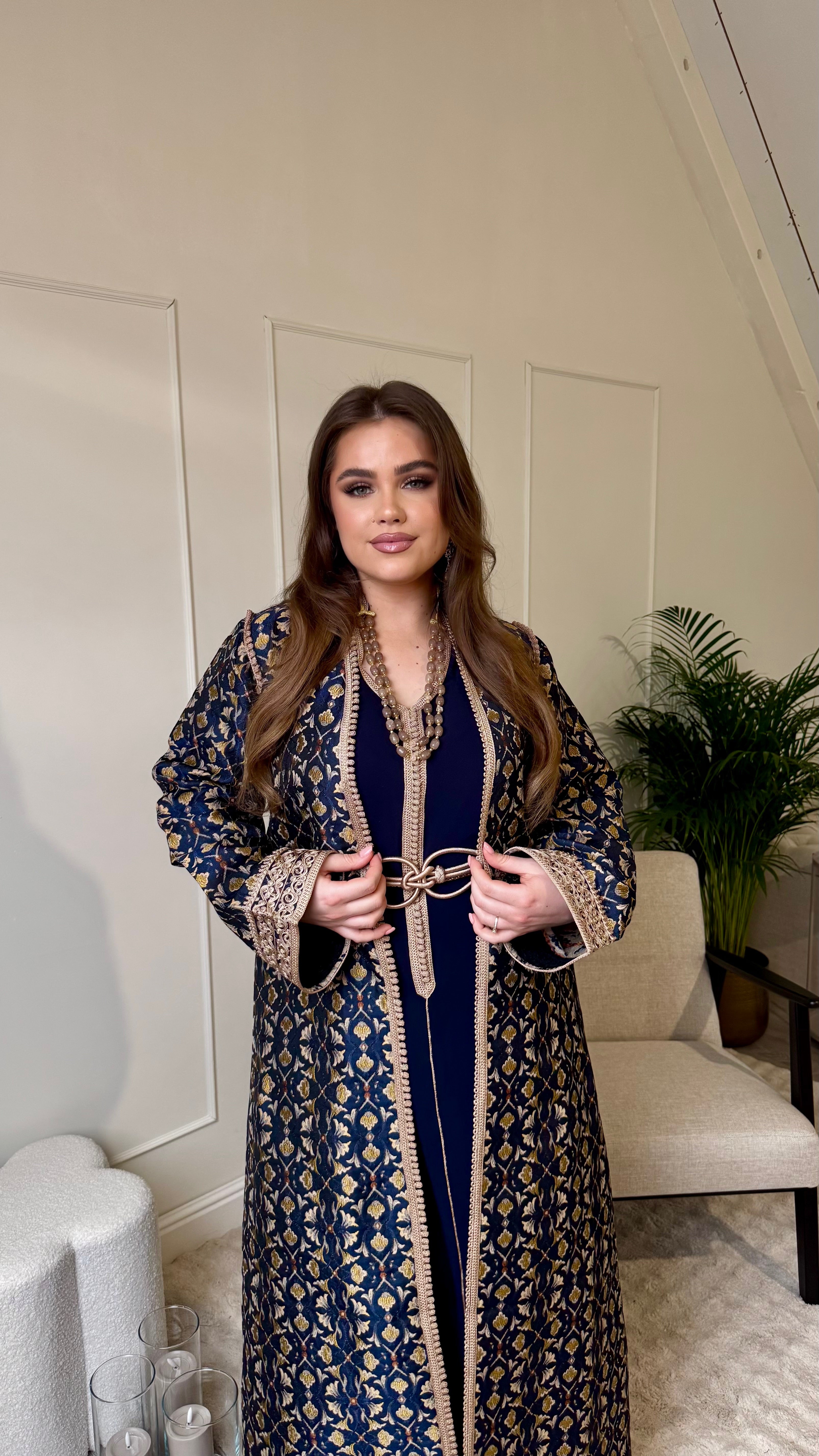 Z A H R A  B R O C A D E