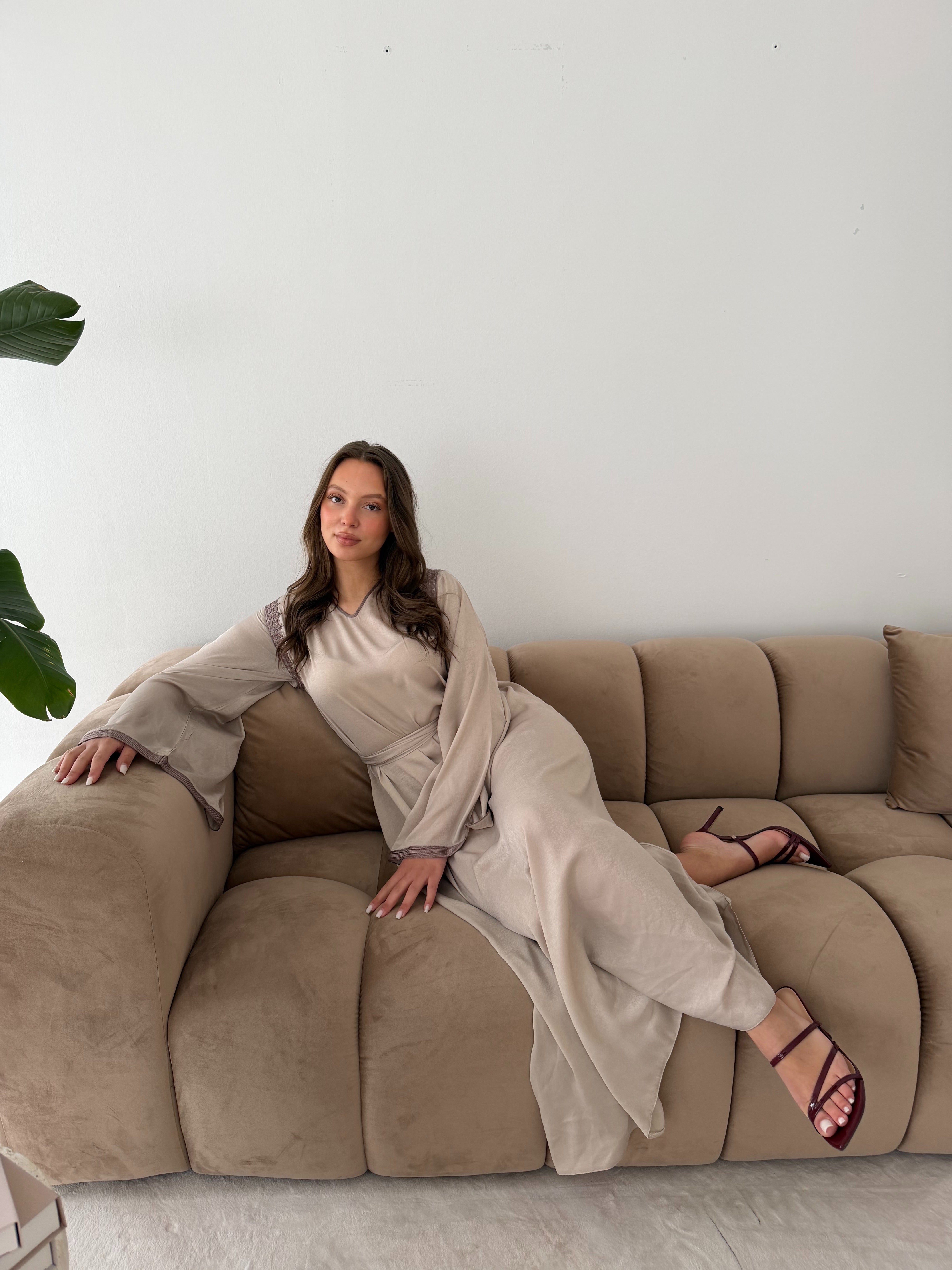 Nude Elegance